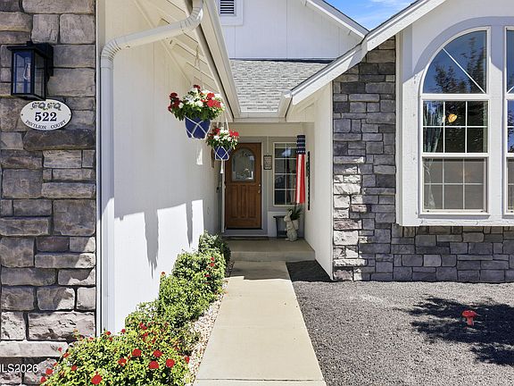 4th image of 522 Pavilion Ct