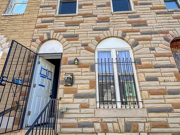 2nd image of 1323 N Milton Ave