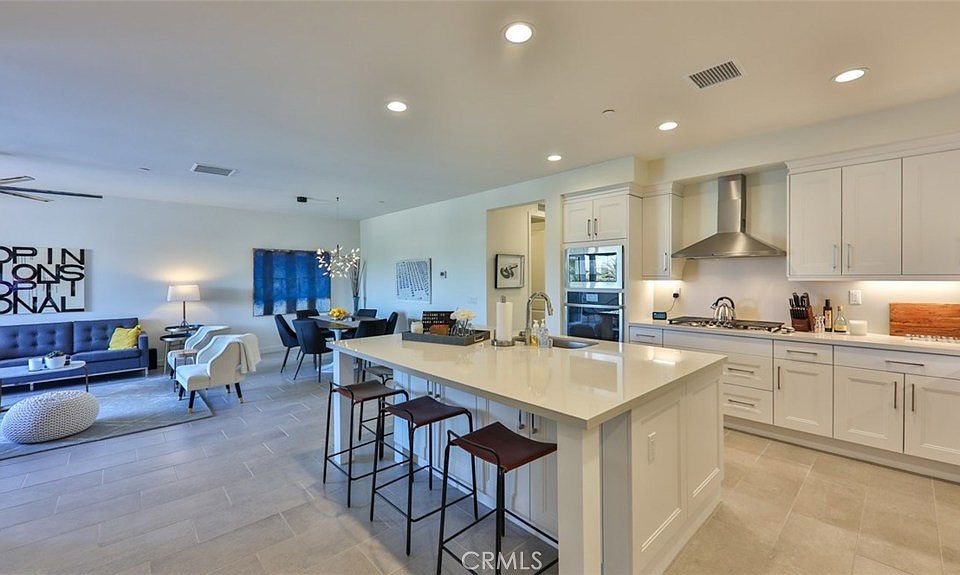 1st image of 2869 Doheny Way