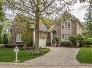 2512 Boulevard Pl, Indianapolis, IN