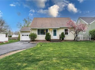 102 Cleveland Ave, Liverpool, NY 13088