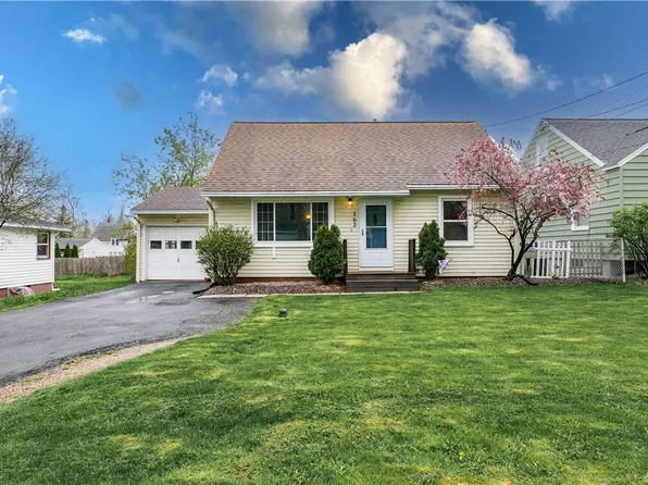 102 Cleveland Ave, Liverpool, NY 13088