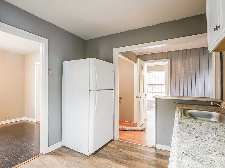 6629 Grasselli Rd — Photo 10
