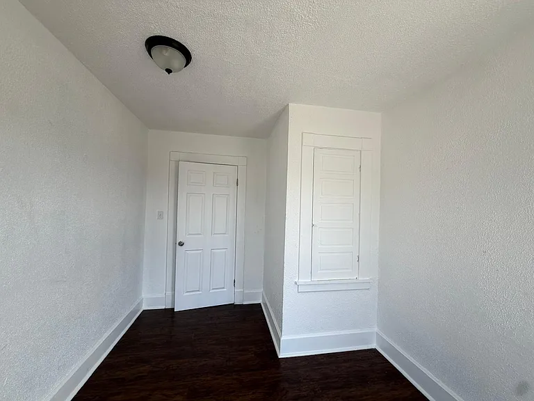 422 W High St #2 — Photo 15