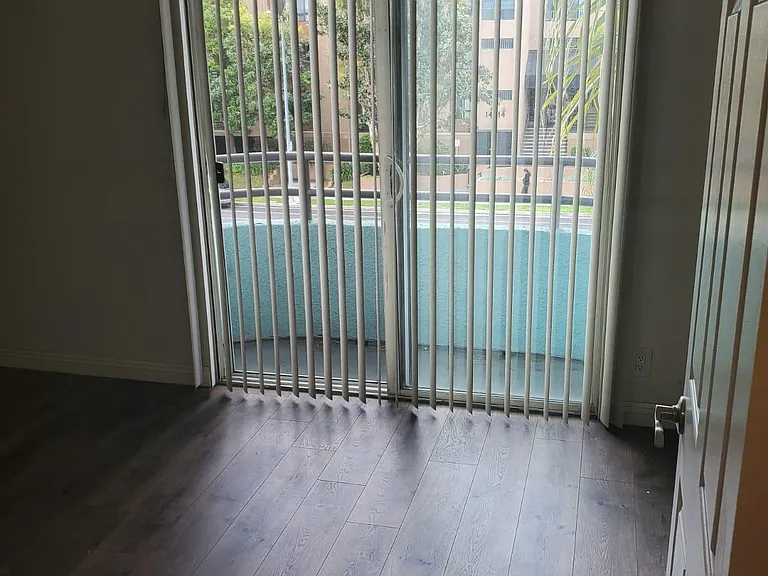 14615 Burbank Blvd #202B — Photo 17