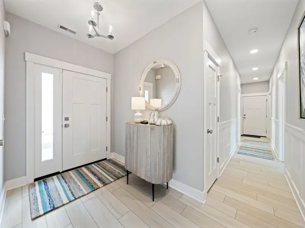 2351 Chateau Dr, Port Clinton, OH 43452