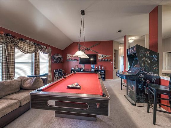 4th image of 9101 Friendswood Dr