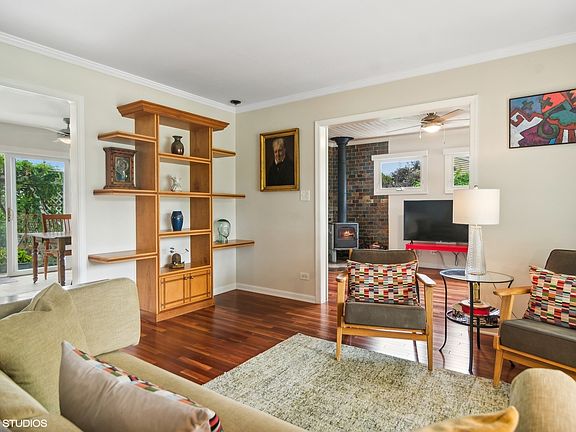 3rd image of 158 E Heatherlea Dr