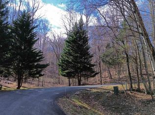 Oakcrest Ln, Nellysford, VA 22958