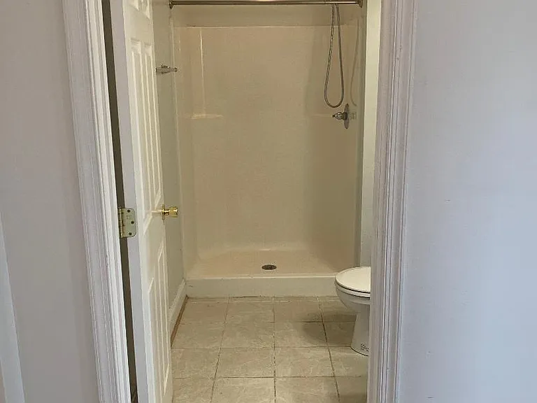 1103A N Arthur Ashe Blvd #B — Photo 6