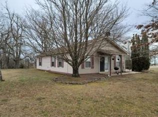 9823 S Jackson Ln, Harrison, AR 72601