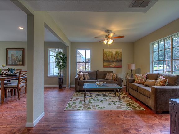 2nd image of 2503 Glen Springs Way