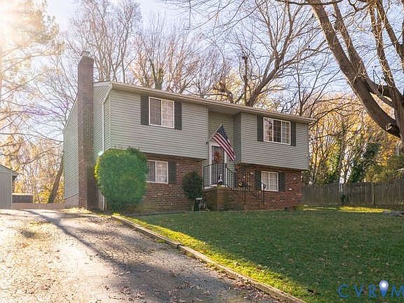 2nd image of 1329 Wadsworth Dr