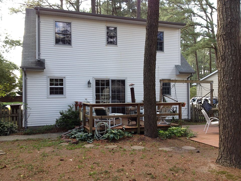 2nd image of 713 Regency Dr