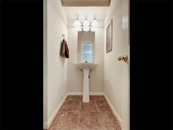 5th image of 8607 Glen Canyon Dr