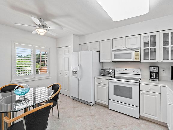 4th image of 5778 Crystal Shores Drive #308