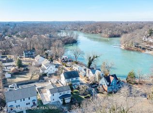 12 Ravine Dr, Matawan, NJ 07747