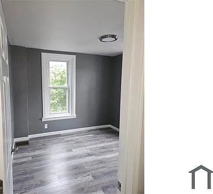 5554 Crowson St — Photo 13