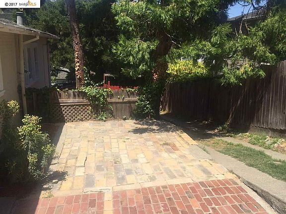 5th image of 7765 Sterling Dr