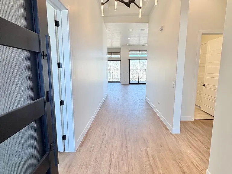 508 S Liri Trl — Photo 4