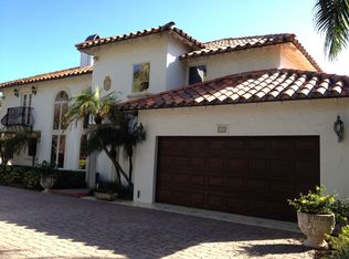 136 Woodbridge Rd, Palm Beach, FL 33480