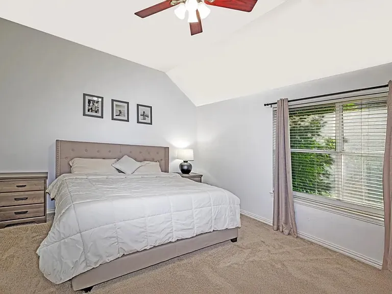 8309 Green Ash Dr — Photo 8