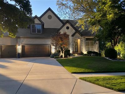 7914 Darnell Ln, Lenexa, KS, 66215