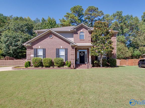 2nd image of 6615 Hampton Bend Cir SE