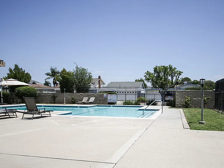 14482 Grassmere Ln — Photo 39