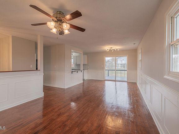 4th image of 118 Greenmeadow Ln