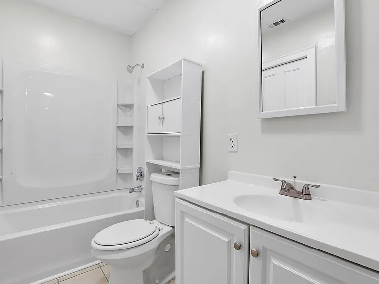703 Barnard St #A — Photo 15