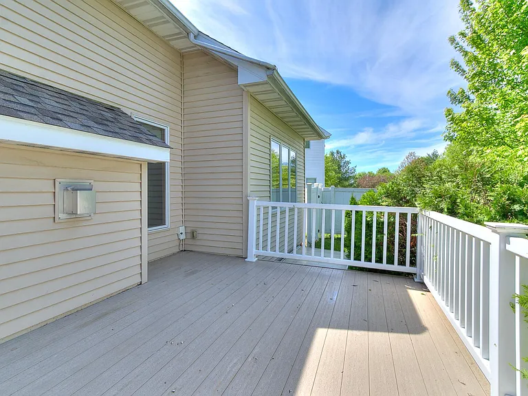 3120 Roxboro Dr — Photo 3