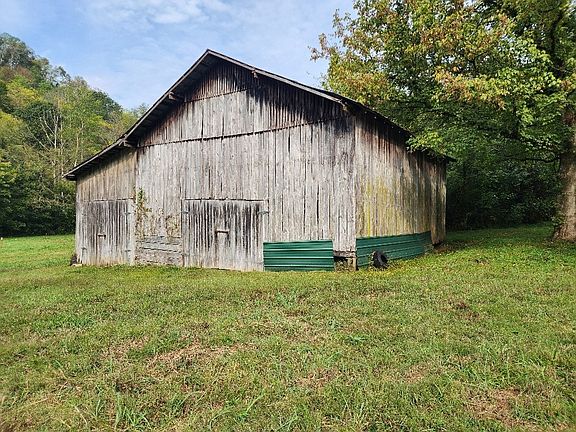 4th image of 644 Webster Branch Ln