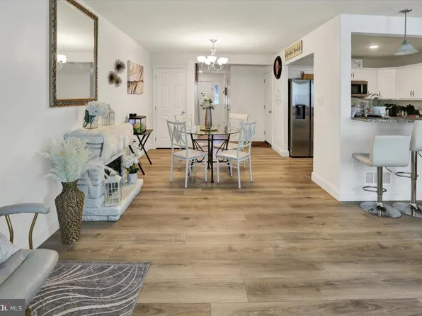 7 Rosalies Way, Temple, PA 19560