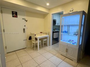 5050 Condo, Miami, FL 33126
