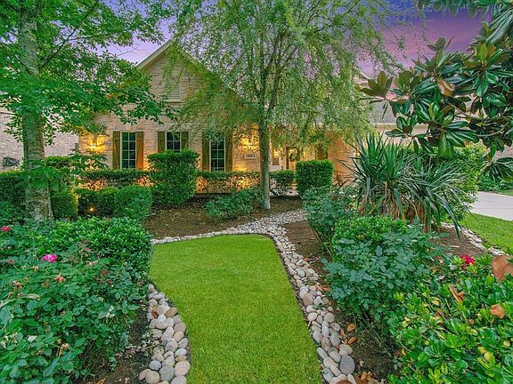 Beautifully landscaped!