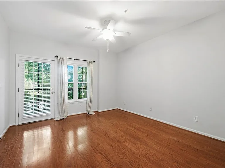 424 Lindbergh Dr NE #208 — Photo 15