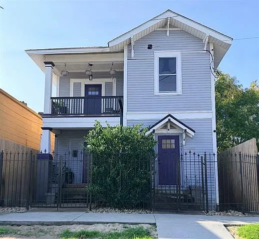 2118 Iberville St