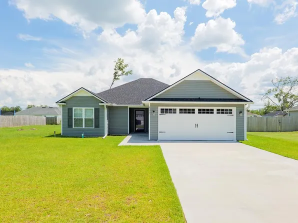 4577 Quarterman Estates Dr, Valdosta, GA 31601