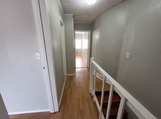 2 bedroom, 1.5 bathroom townhouse in Edmond, OK with balcony and central heat and air, Edmond, OK 73034
