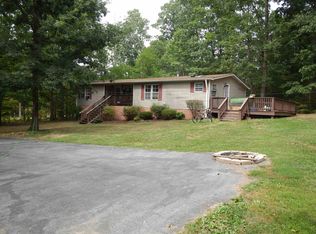 394 Thorofare Rd, Crimora, VA 24431