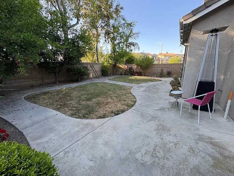 15820 Old Hickory Ln — Photo 6