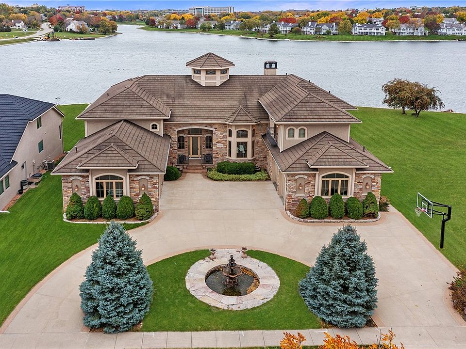 13700 Lake Shore Dr, Clive, IA 50325 MLS 668287 Zillow
