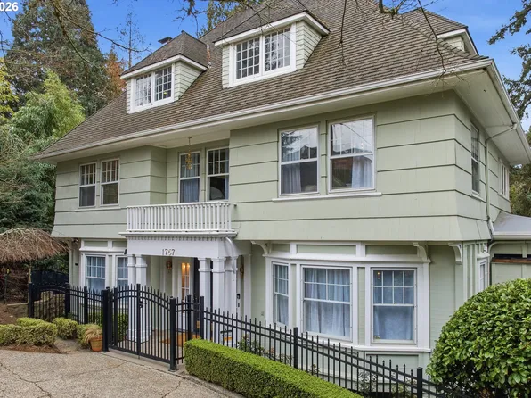 1767 SW Prospect Dr, Portland, OR 97201