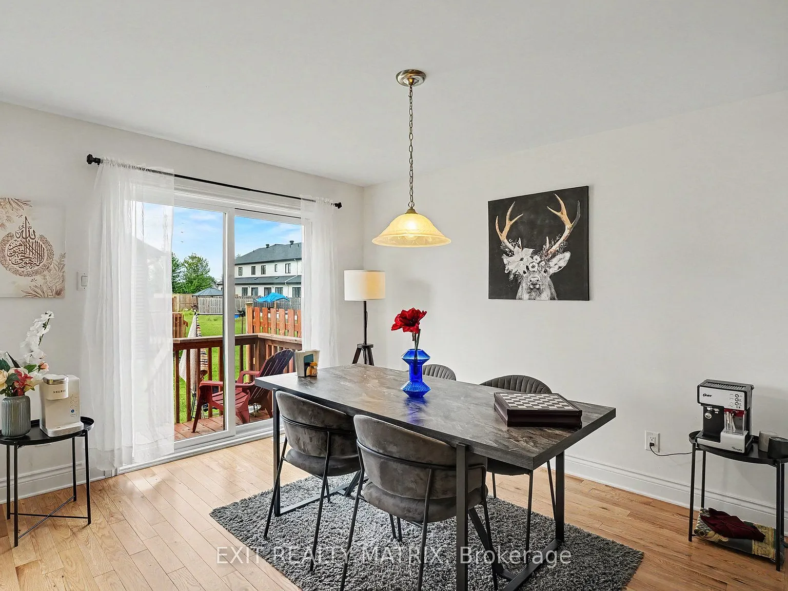 3 bed, $2,700 — Photo 3