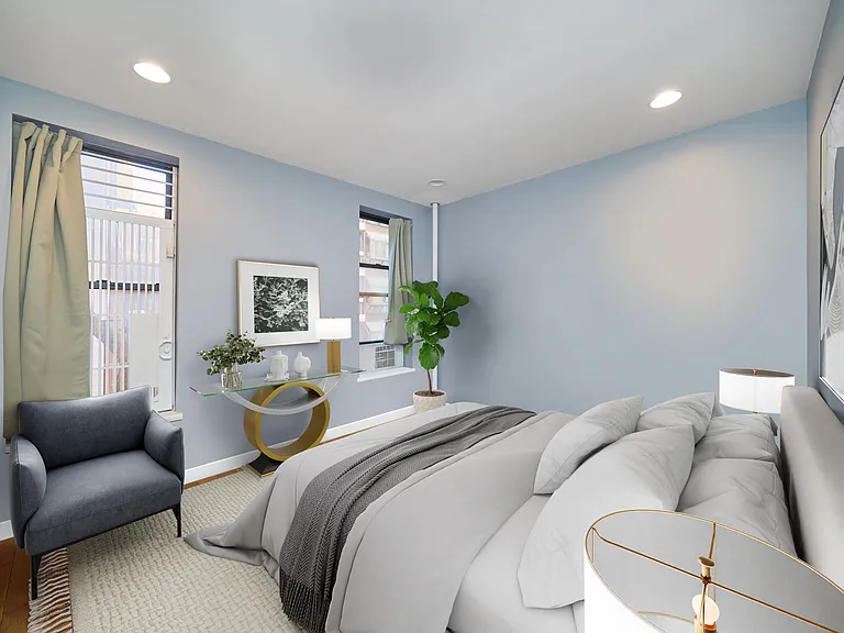 246 E 51st St #9 — Photo 4