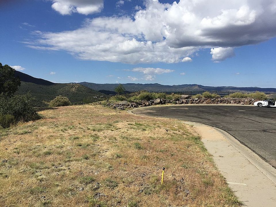 Panoramic views gentle slope