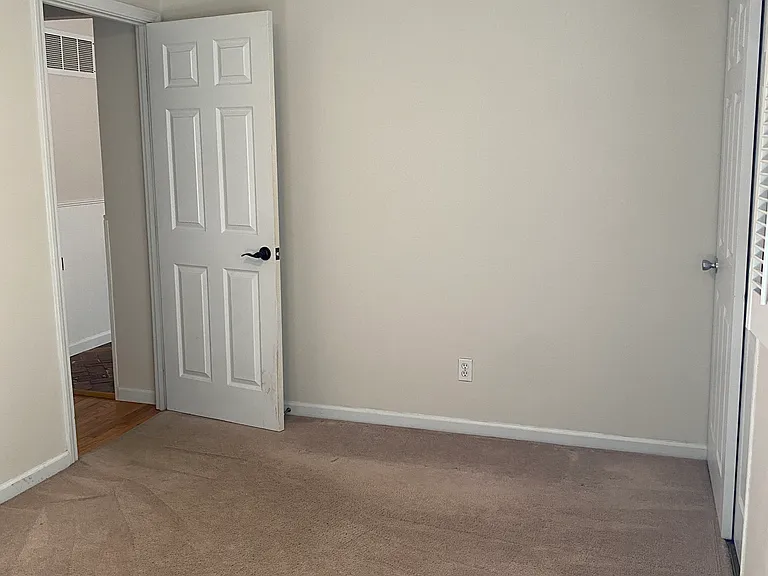 2310 Wesbriar Ct — Photo 24