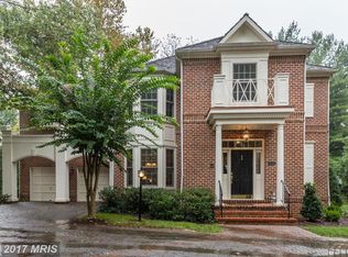 9217 Town Gate Ln, Bethesda, MD 20817