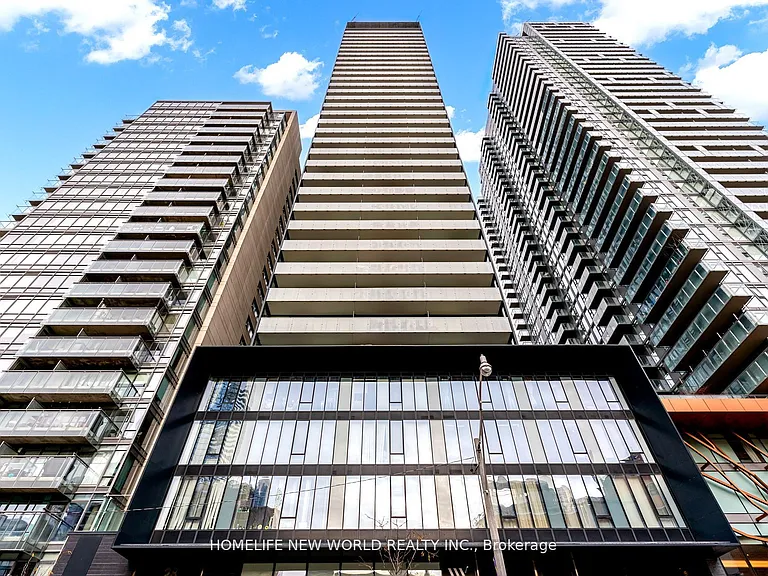 28 Wellesley St E #1207 — Photo 1